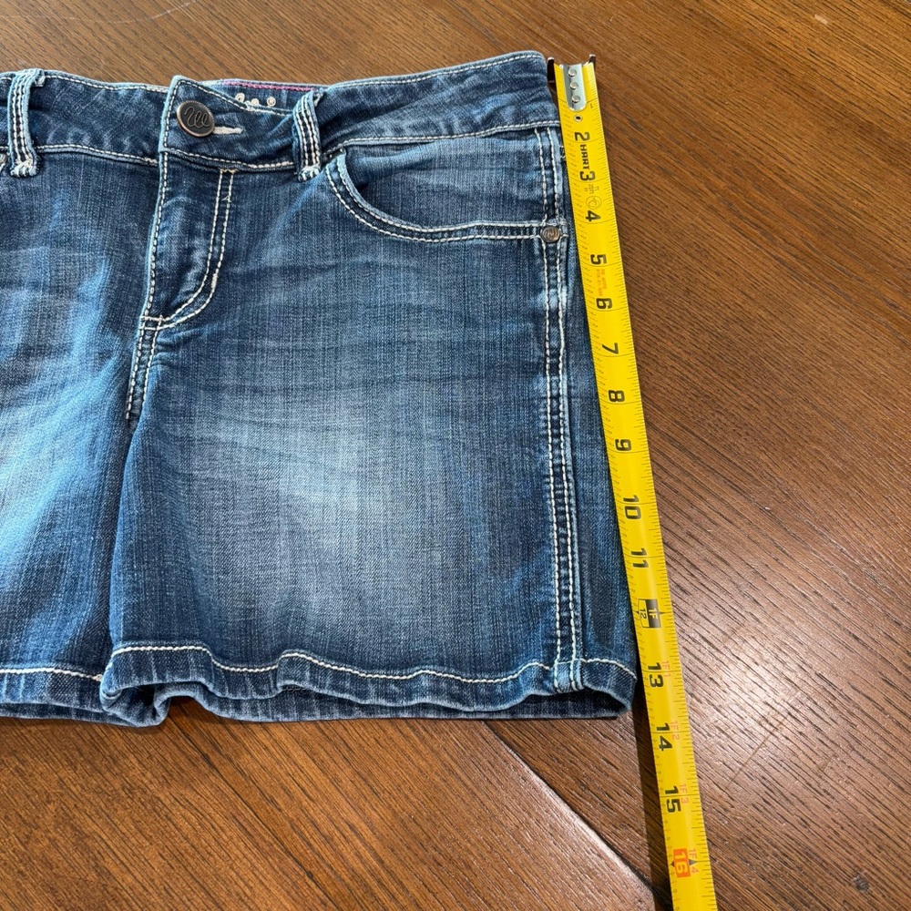Wrangler Women's Blue Denim Stretch Jean Shorts 7/8 - Picture 8 of 10